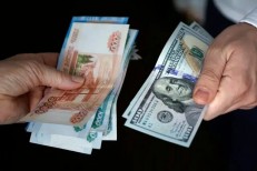 آیا ایران و روسیه دلار را کنار می‌گذارند؟