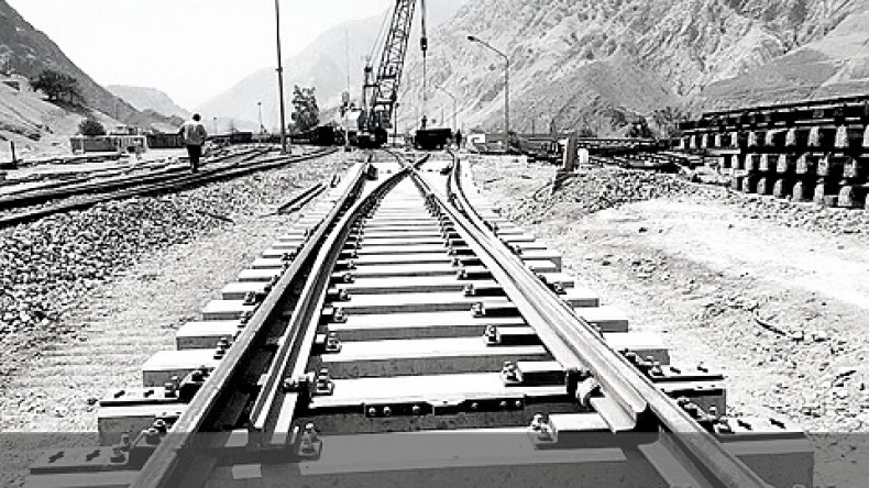 ادامه گفتاردرمانی برای ساخت راه‌آهن بوشهر