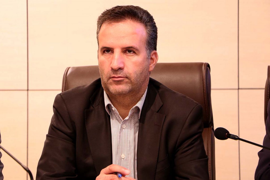 کسی با نیت خدمت، لابیگری نمیکند کسی با نیت خدمت، لابیگری نمیکند