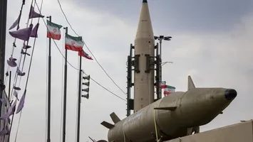 موشک‌های ایرانی ترامپ را پس راند

 