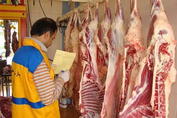 رعایت الزامات بهداشتی در زنجیره تأمین مواد غذایی در حال پیگیری است