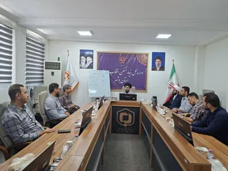 دوره آموزشی آشنایی با منظومه فکری امامین انقلاب در بنیاد مسکن استان بوشهر برگزار شد