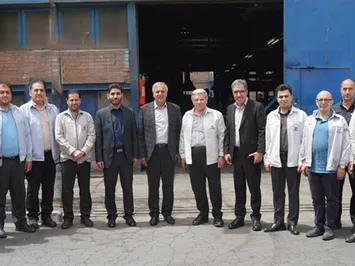 رئیس و عضو کمیسیون صنایع و معادن مجلس از شرکت ایران یاسا بازدید کردند