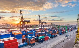 تراز تجاری در سال ۱۴۰۲منفی ۱۶.۸ میلیارد دلار شد
