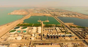 مدیرعامل هلدینگ خلیج فارس از کارکنان،مدیران ارشد و تیم های مدیریت شرایط اضطراری مجتمع ها قدردانی کرد