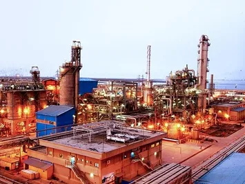 از هفتمین خط واحد POY پتروشیمی شهید تندگویان بهره‌برداری شد