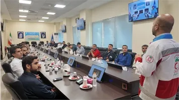 برگزاری دوره آموزشی کمک‌های اولیه در بندر بوشهر
